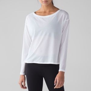 Lululemon Lean In Long Sleeve in White Striped in Size 6
